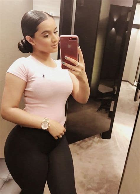 thick latina xxx|Thick Latina Porn